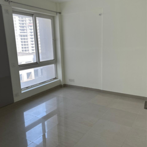 Room in 3 BHK Apartment at Ramprastha City The Atrium, Sector 37d – for Rent