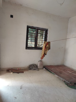 Room in 2 BHK Apartment at Lalpur – for Sale