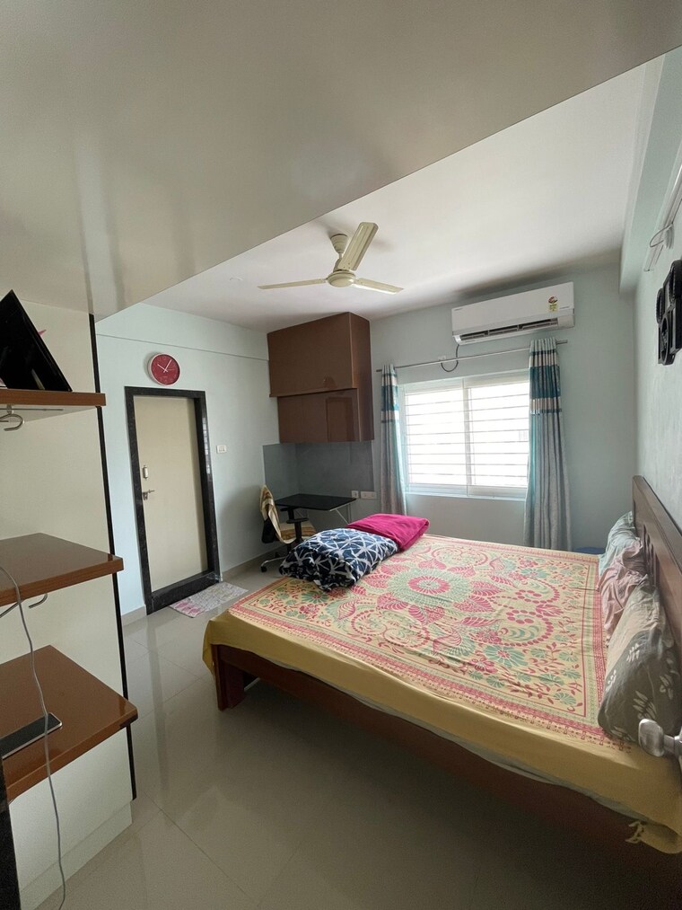 Bedroom, sri-ram-swathi-apartments 3 Bedroom 1550 Sq.Ft. Apartment In Puppalaguda Hyderabad 9285294