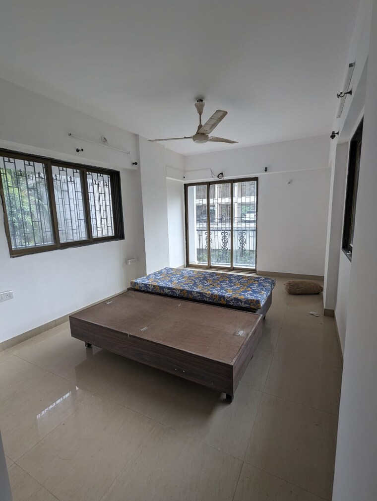Bedroom, khar west 3 Bedroom 1100 Sq.Ft. Apartment In Khar West Mumbai 9285419