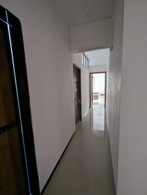 3 BHK Apartment – Entrance View at Khar West - for Rent