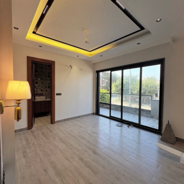 Room in 3 BHK Builder Floor at New Industrial Township 3 – for Rent