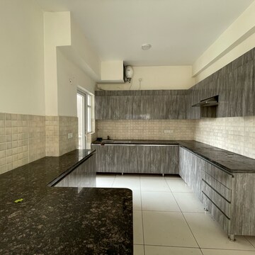 Kitchen in 3 BHK Builder Floor at BPTP Amstoria, Sector 102 – for Rent