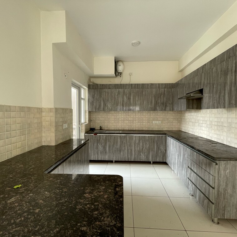 Kitchen, bptp-amstoria 3 Bedroom 2229 Sq.Ft. Builder Floor In Sector 102 Gurgaon 9285445