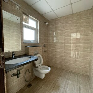 Bathroom in 3 BHK Builder Floor at BPTP Amstoria, Sector 102 – for Rent