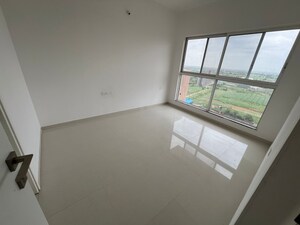 Room in 2 BHK Apartment at Godrej Boulevard, Manjari – for Rent