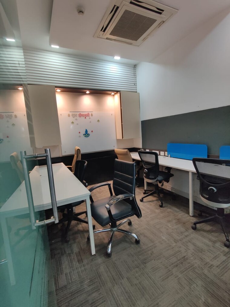 Team Area, sector 63 Commercial Office Space 3000 Sq.Ft. In Sector 63 Noida 9285423