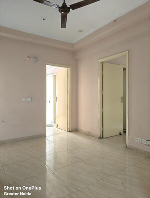 Building Lobby in 2 BHK Apartment at Gaur City 2 - 14th Avenue, Sector 16c Greater Noida – for Sale