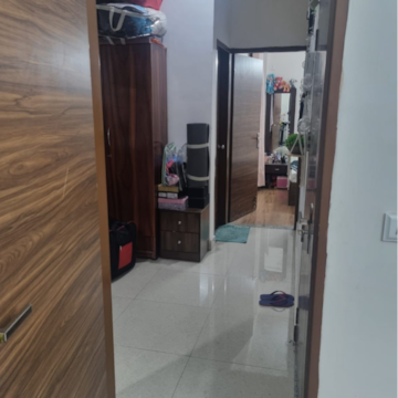 Furnished Amenities in 1 BHK Builder Floor at SS Plaza Gurgaon, Mayfield Garden – for Rent