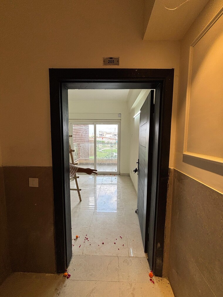 Room, eldeco-acclaim 2 Bedroom 730 Sq.Ft. Apartment In Sohna Sector 2 Gurgaon 9285664