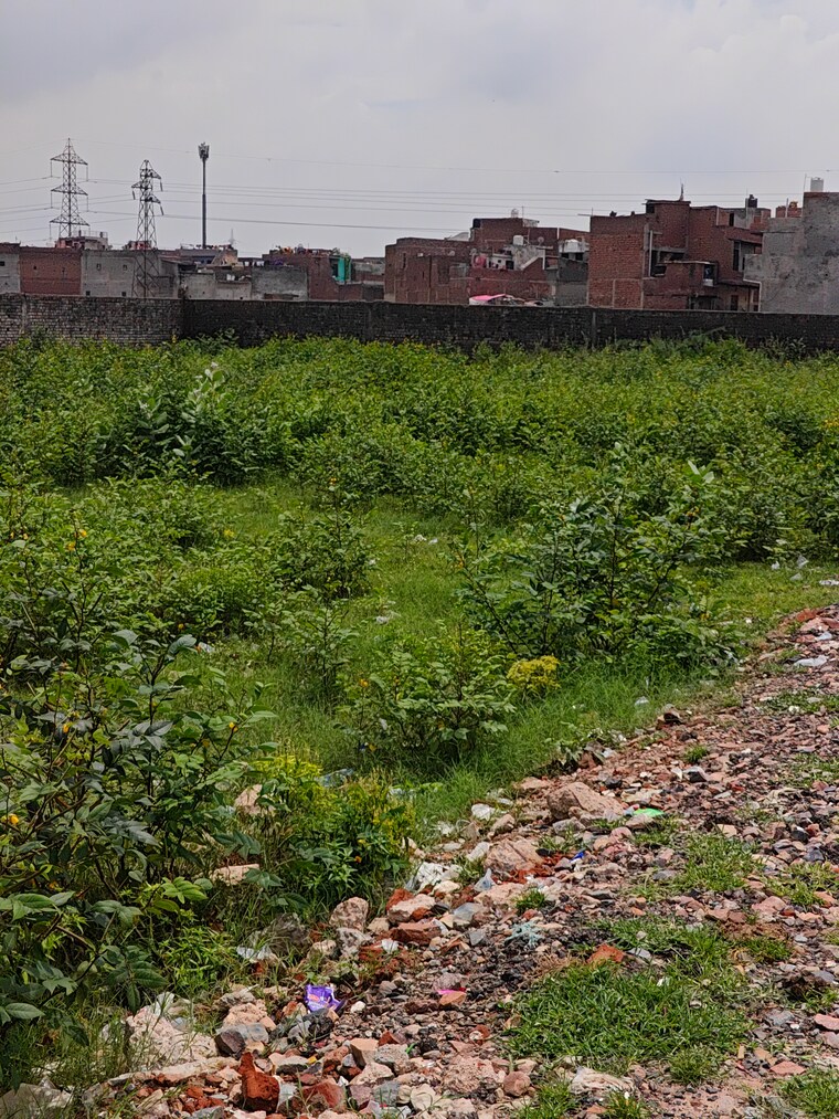 undefined, sector 25  200 Sq.Yd. Plot In Sector 25 Faridabad 9285668