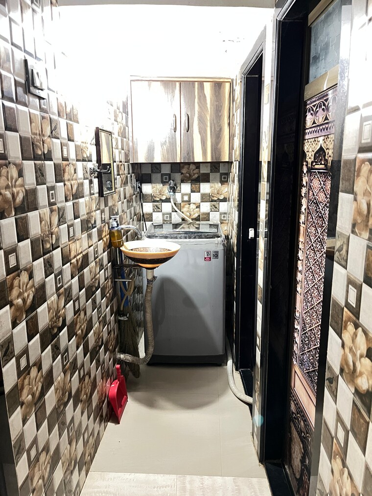 Bathroom, omkar-apartment-kharegaon 1 Bedroom 565 Sq.Ft. Apartment In Kalwa Thane 9285673