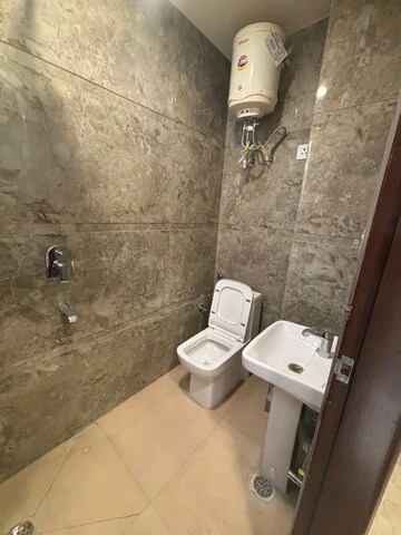 Bathroom in 1 BHK Apartment at Chattarpur – for Rent