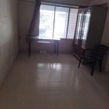 Room in 2 BHK Apartment at Yash Sankul, Pimple Saudagar – for Rent