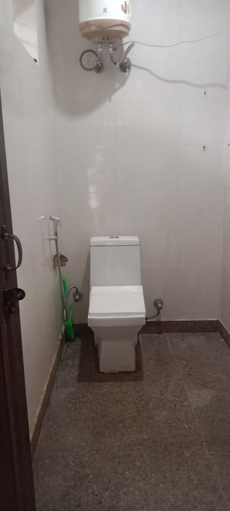 Bathroom, saket 2 Bedroom 900 Sq.Ft. Builder Floor In Saket Delhi 9285822