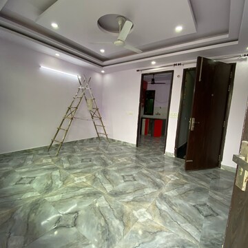 Bedroom in 2 BHK Builder Floor at Chattarpur – for Rent