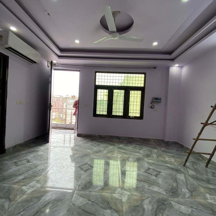 Room, chattarpur 2 Bedroom 1000 Sq.Ft. Builder Floor In Chattarpur Delhi 9285813