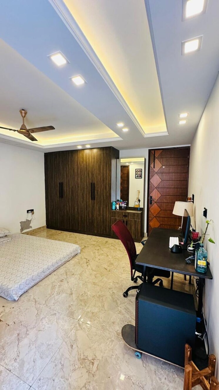 Living Room, saket 3 Bedroom 1800 Sq.Ft. Builder Floor In Saket Delhi 9285790