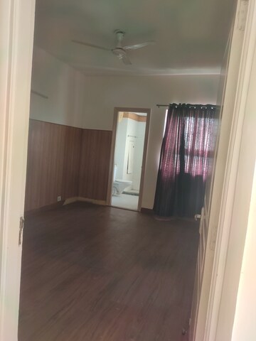 Building Lobby in 3.5 BHK Apartment at BPTP The Resort, Sector 75 – for Rent