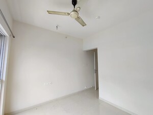 Room in 3 BHK Apartment at Godrej Hillside, Mahalunge – for Rent