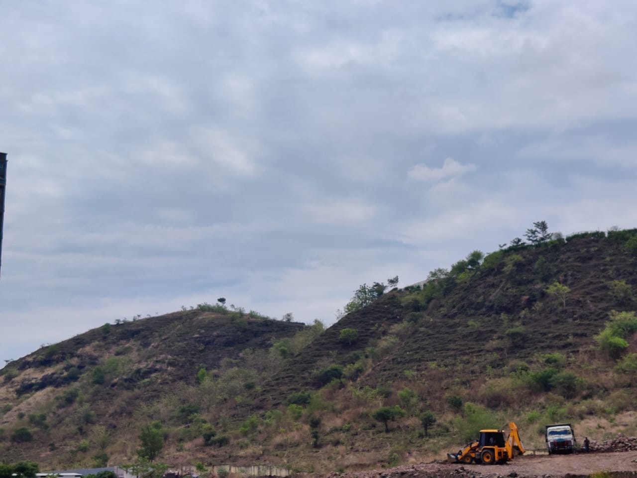 3 BHK + Pooja Room Apartment For Rent in Godrej Hillside