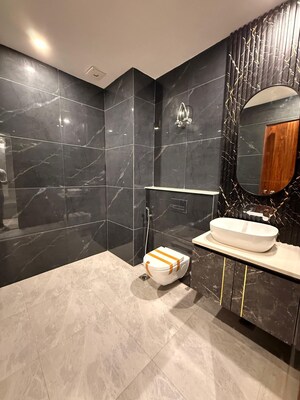 Master Bedroom in 4 BHK Apartment at BPTP Eden Estate, Sector 81 – for Rent