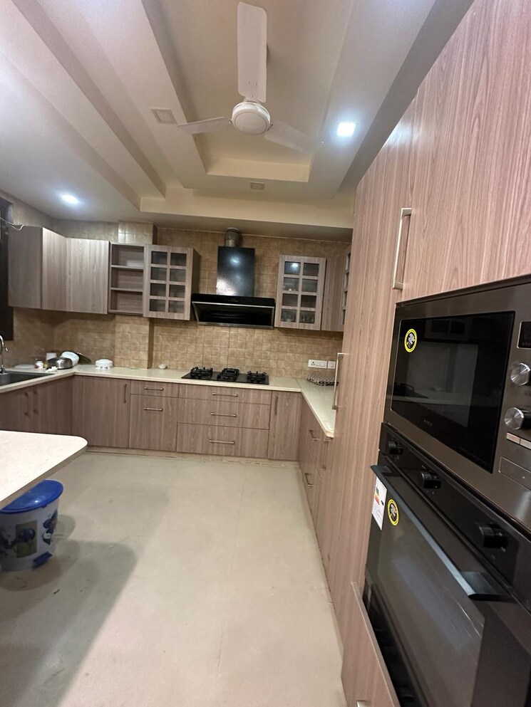 Kitchen, saket 4 Bedroom 2000 Sq.Ft. Builder Floor In Saket Delhi 9285884
