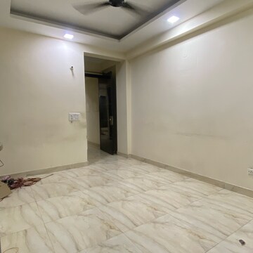 Room in 2 BHK Builder Floor at Chattarpur – for Rent