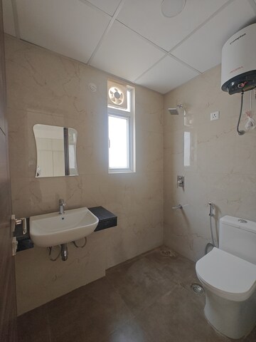 Bathroom in 4 BHK Builder Floor at SS Linden, Sector 84 – for Sale