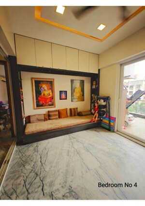 Room in 4 BHK Apartment at Bibwewadi – for Sale