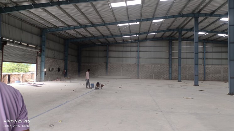  Parking, nagpur station Commercial Warehouse 80000 Sq.Ft. In Nagpur Station Nagpur 9286045