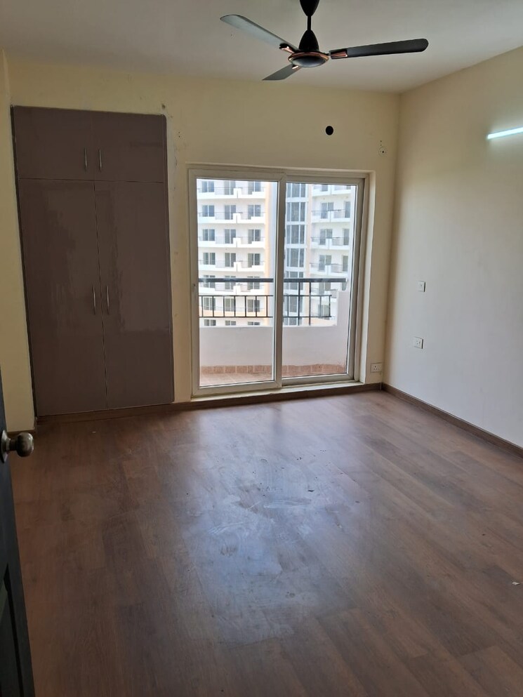 Room, ansal-crown-heights 3 Bedroom 1830 Sq.Ft. Builder Floor In Sector 80 Faridabad 9286022