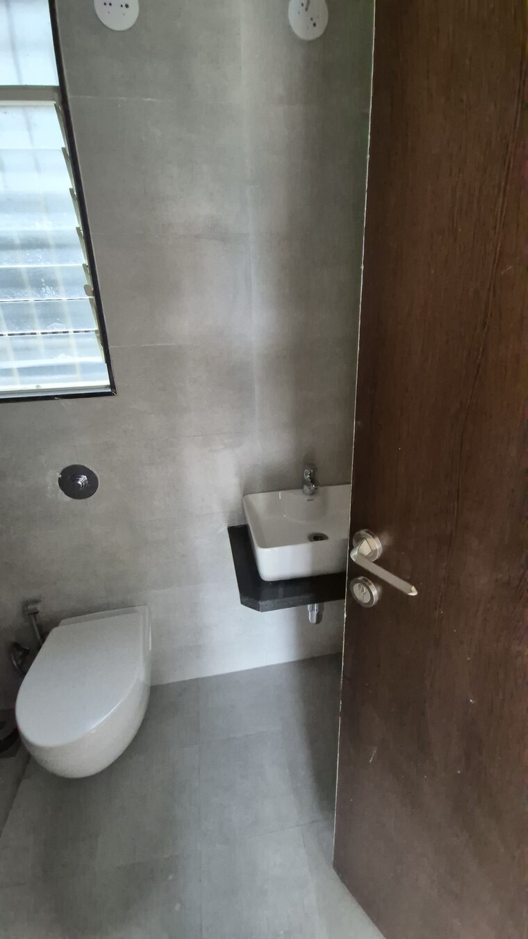 Bathroom, mittal-sun-crest 2 Bedroom 1000 Sq.Ft. Apartment In Dhayari Pune 9286261