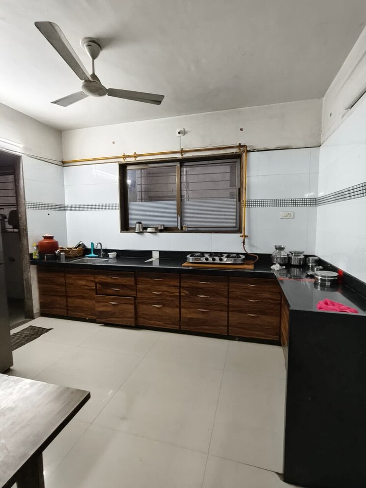 Kitchen, bhimrad 3 Bedroom 1152 Sq.Ft. Apartment In Bhimrad Surat 9279055