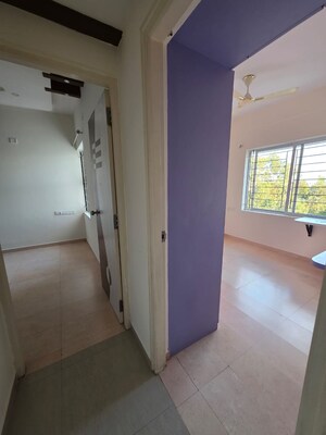 Room in 2 BHK Apartment at Nitesh Hyde Park, Bannerghatta Road – for Rent