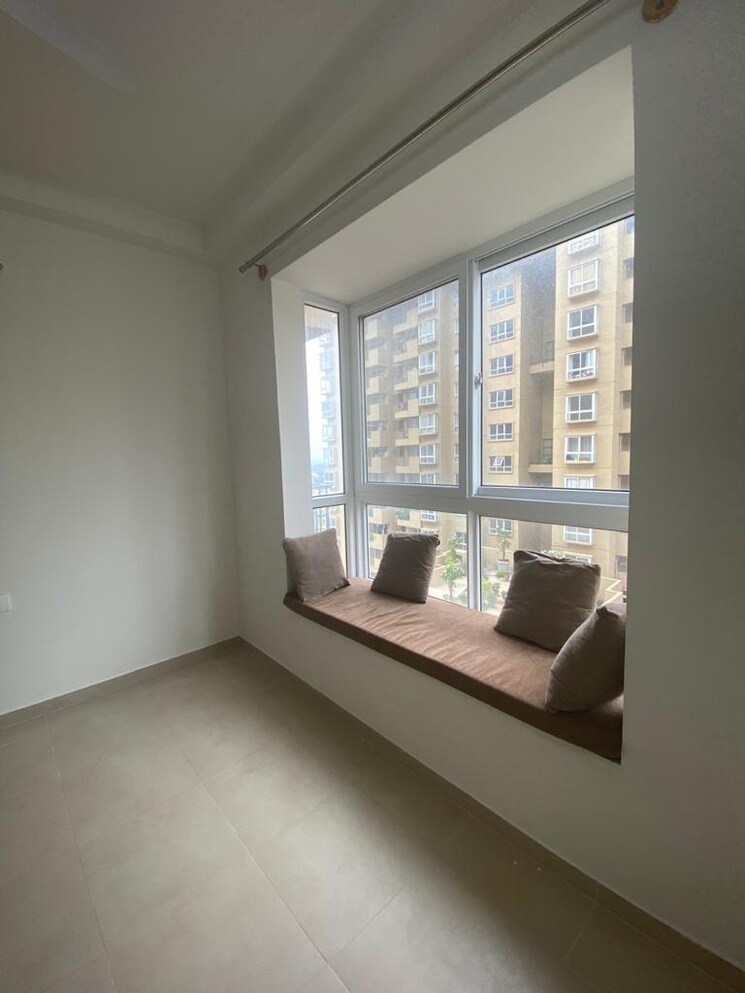 Room, bhartiya-city-nikoo-homes-ii 2.5 Bedroom 1259 Sq.Ft. Apartment In Thanisandra Main Road Bangalore 9286349