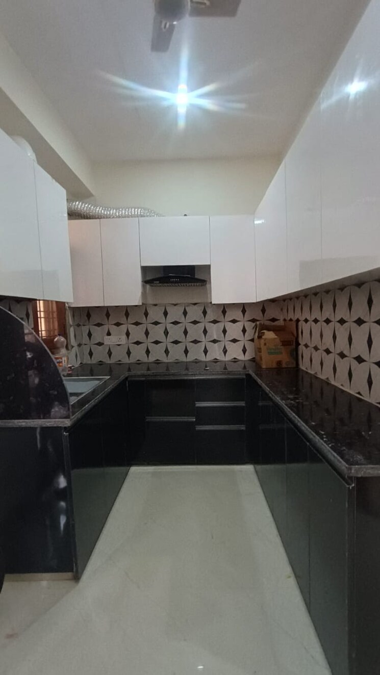 Kitchen, patel-nagar-society 3 Bedroom 1500 Sq.Ft. Apartment In Sector 15 Gurgaon 9286403
