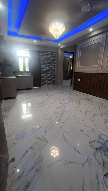 Bedroom in 2 BHK Builder Floor at Sector 73 – for Sale