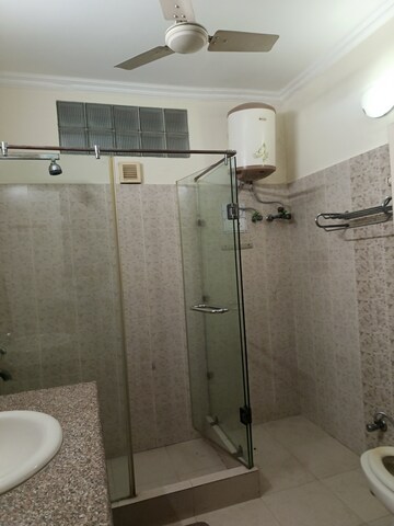 Bathroom in 3 BHK Independent House at Sector 31 – for Rent