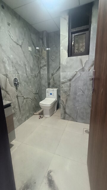 Bathroom in 2 BHK Builder Floor at Sector 73 – for Sale