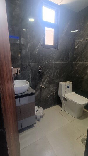 Bathroom in 2 BHK Builder Floor at Sector 73 – for Sale