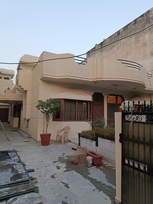 3 BHK Independent House – Exterior View View at Sector 31 - for Rent