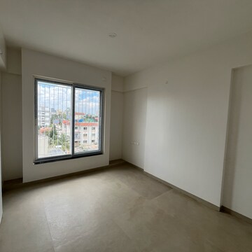 Room in 2 BHK Apartment at Parisar Apartment, Prabhat Road – for Sale