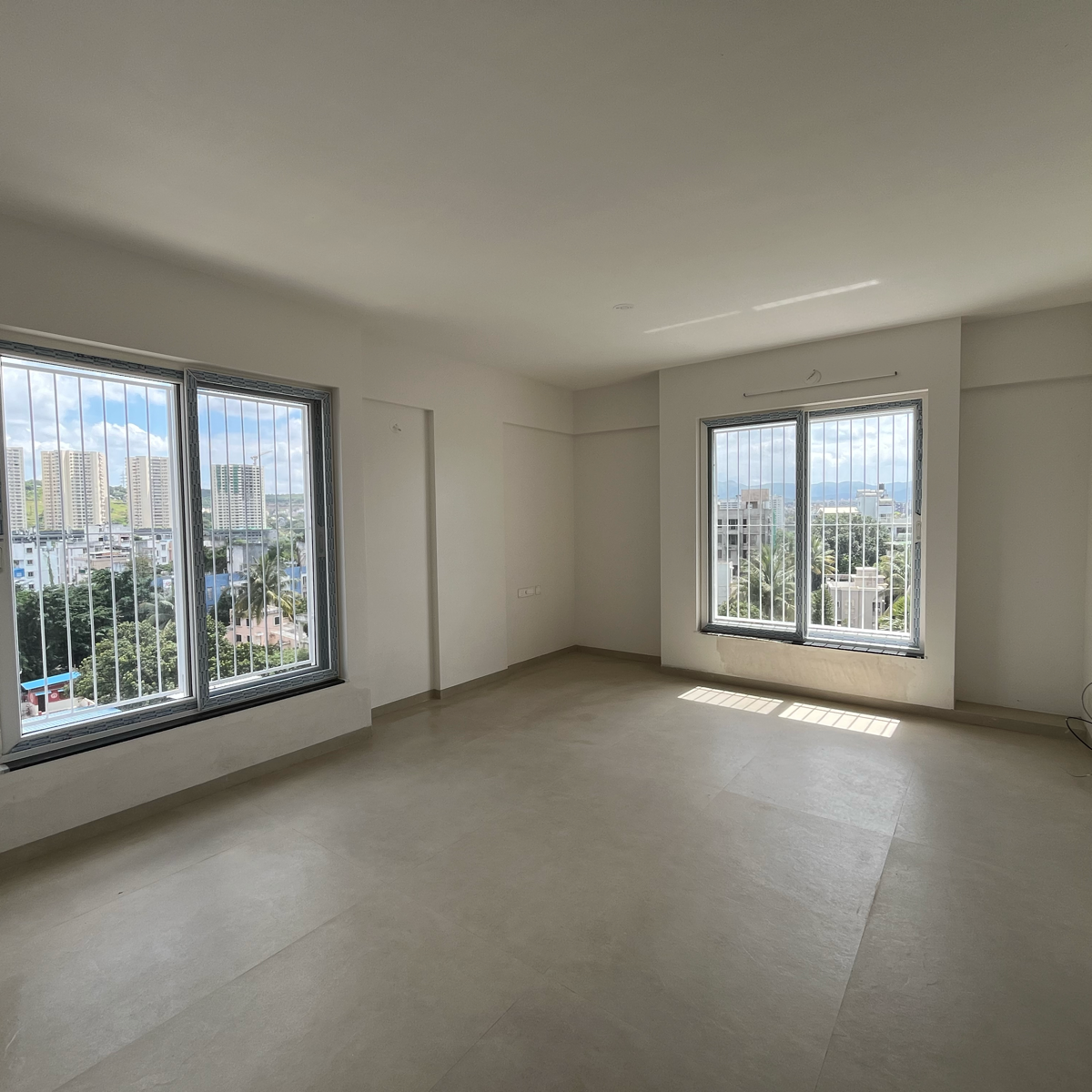 2 BHK Apartment For Sale in Parisar Apartment