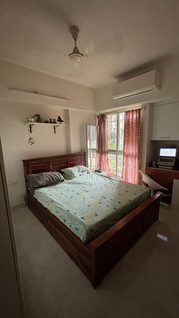 Bedroom in 2 BHK Apartment at Lodha Amara, Kolshet Road – for Rent