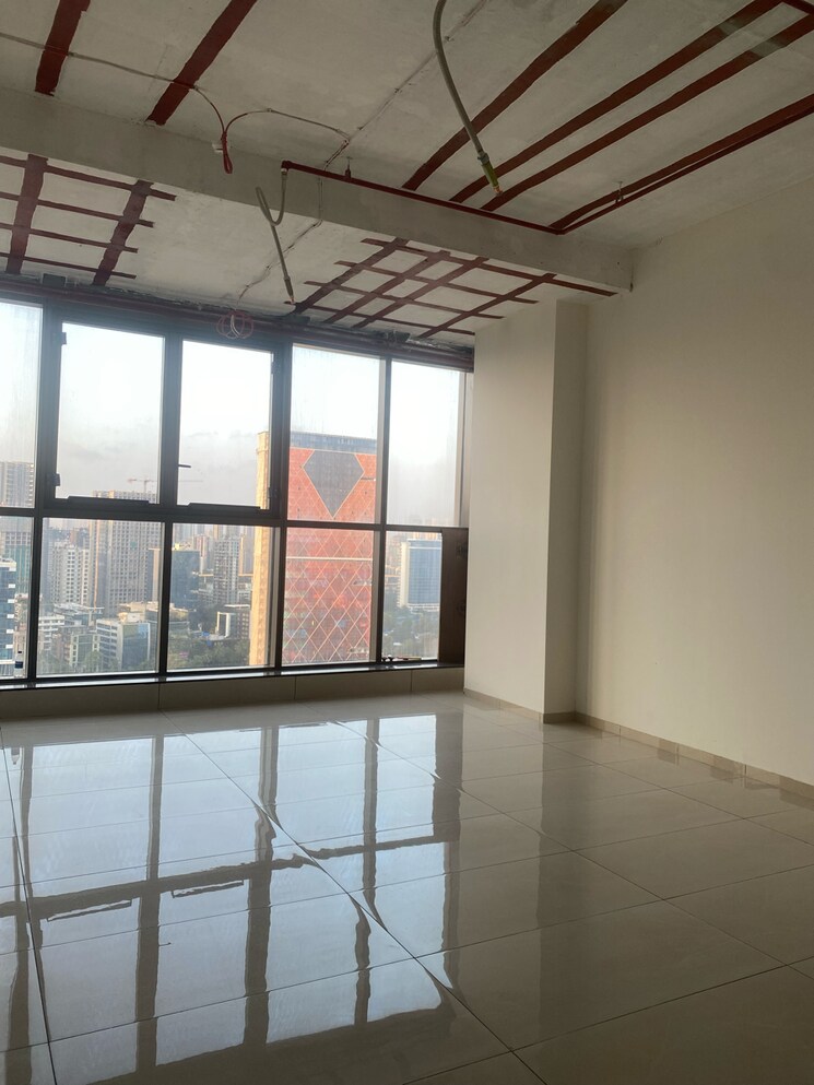 Room, chandak-unicorn Commercial Office Space 1067 Sq.Ft. In Jeevan Nagar Mumbai 9286424