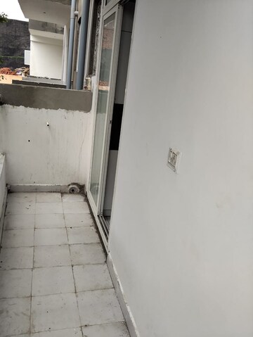 Balcony in 3 BHK Builder Floor at Sector 73 – for Sale