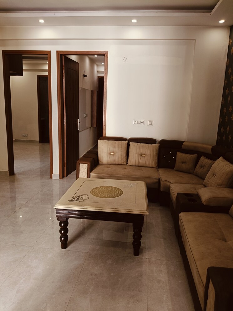 Living Room, pir machalla 3 Bedroom 1000 Sq.Ft. Builder Floor In Pir Machalla Zirakpur 9286458