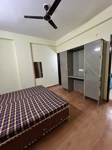 Bedroom in 2 BHK Builder Floor at Hansmukhi Deep Residency, Sector 22 – for Rent