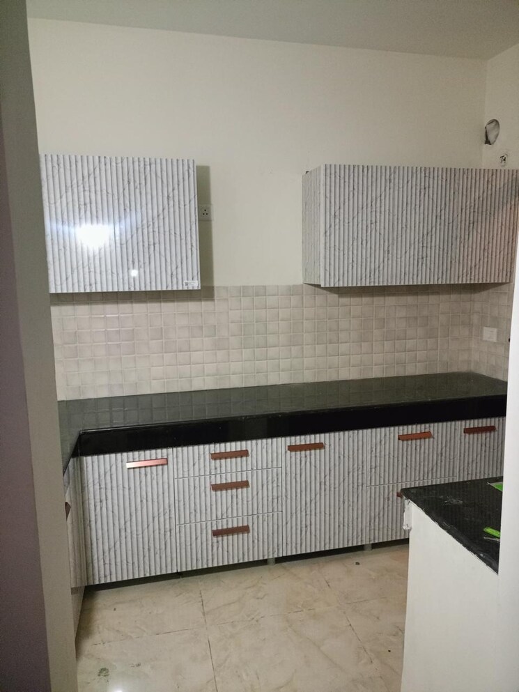 Kitchen, bptp-discovery-park 2 Bedroom 731 Sq.Ft. Apartment In Sector 80 Faridabad 9286553